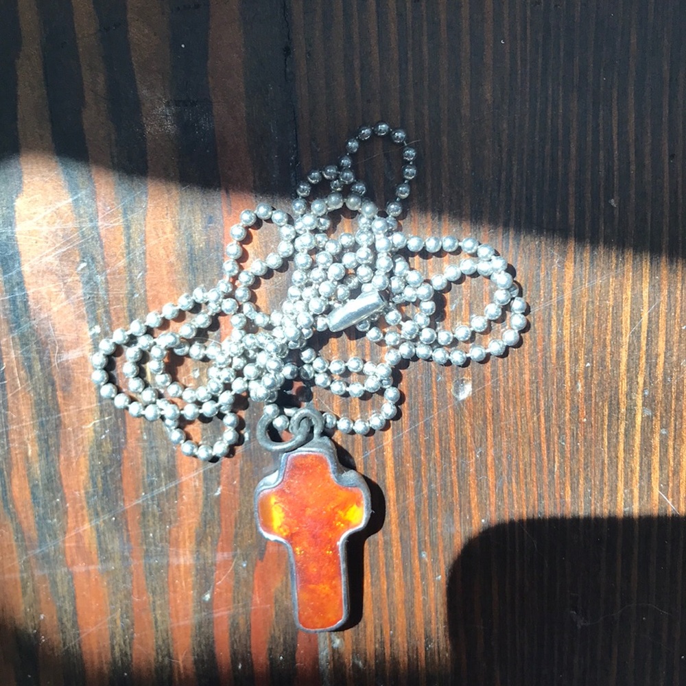 Amber cross in silver w/chain